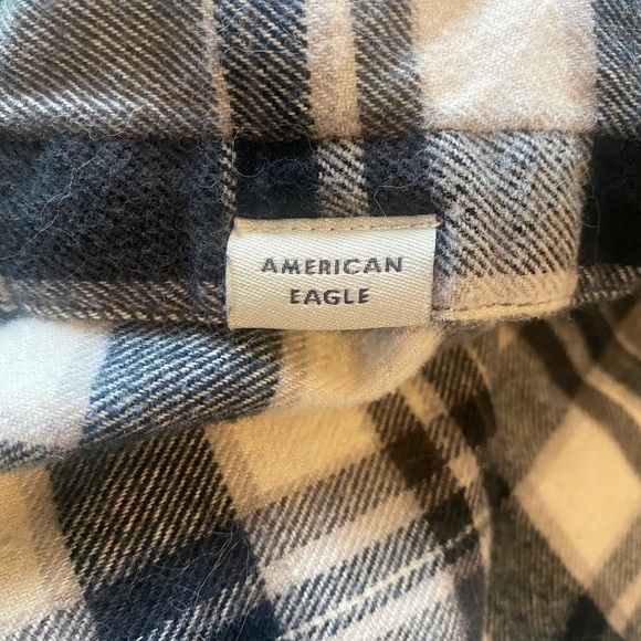 American Eagle 100% Cotton Plaid Flannel, Size M - Picture 2 of 6